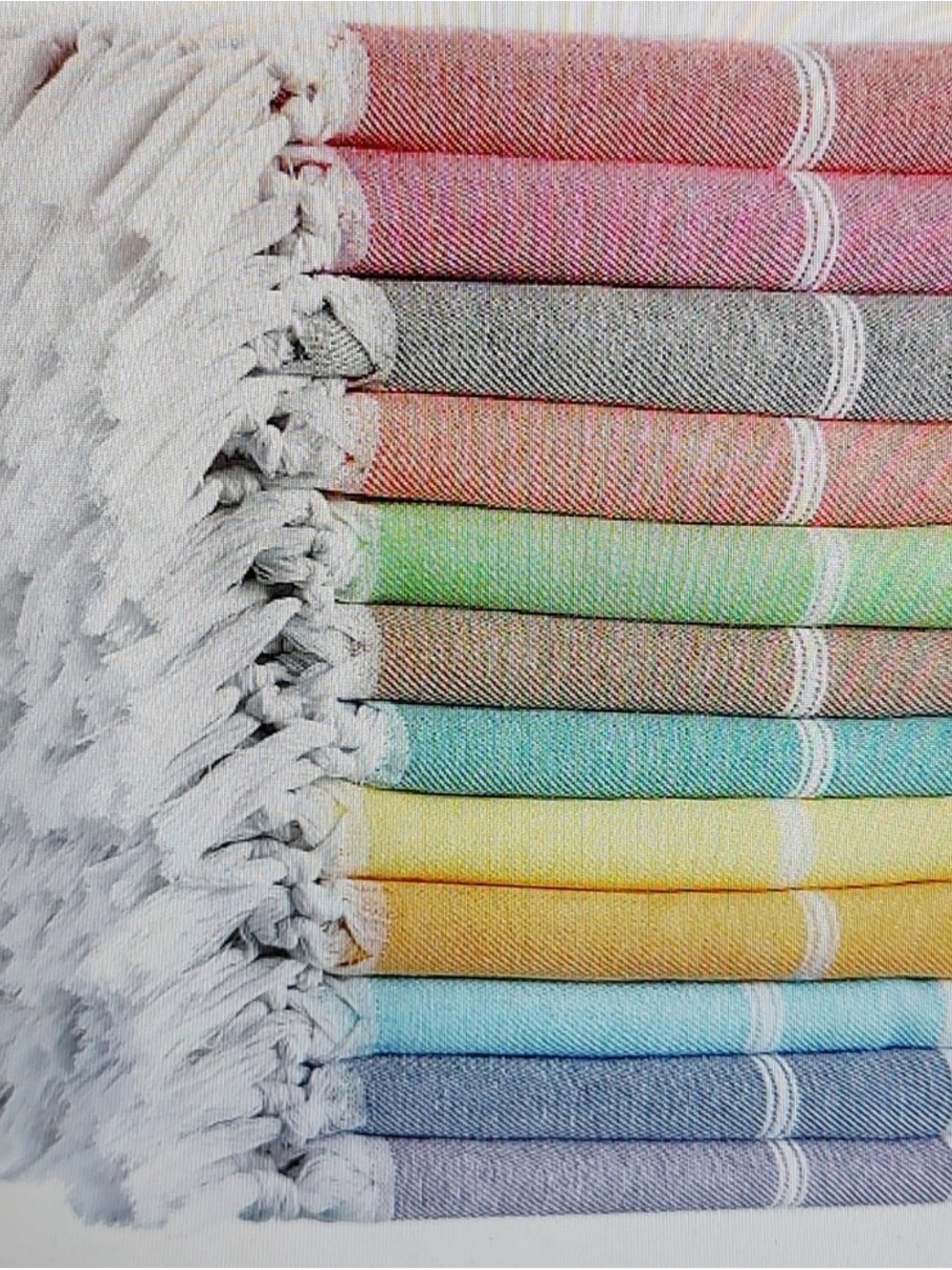 Colorful Fringed Turkish-Style Pestemal Towels - PINK